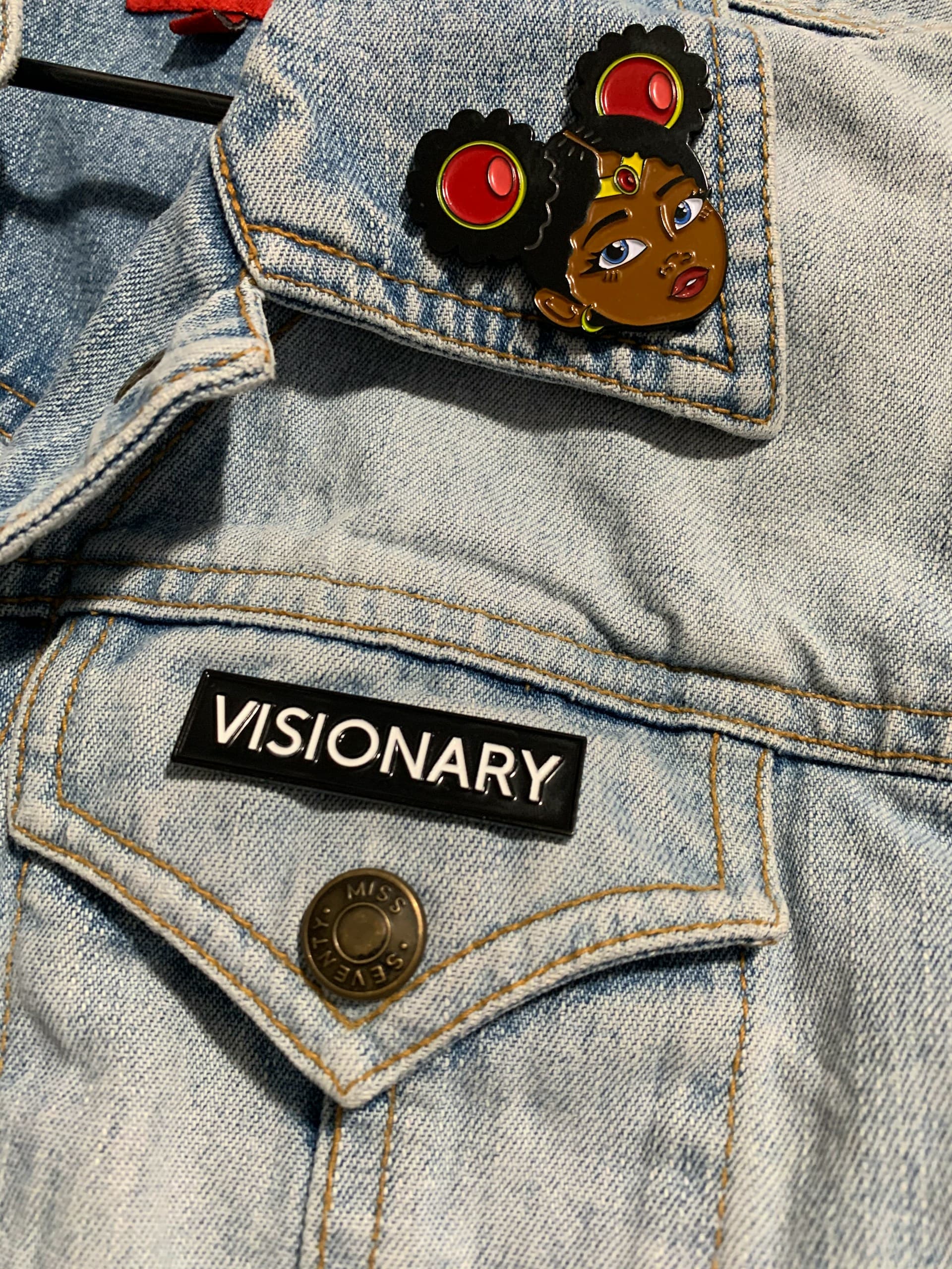 Unleash Your Creativity with Custom Lapel Pins: Unique Ideas and Inspirations
