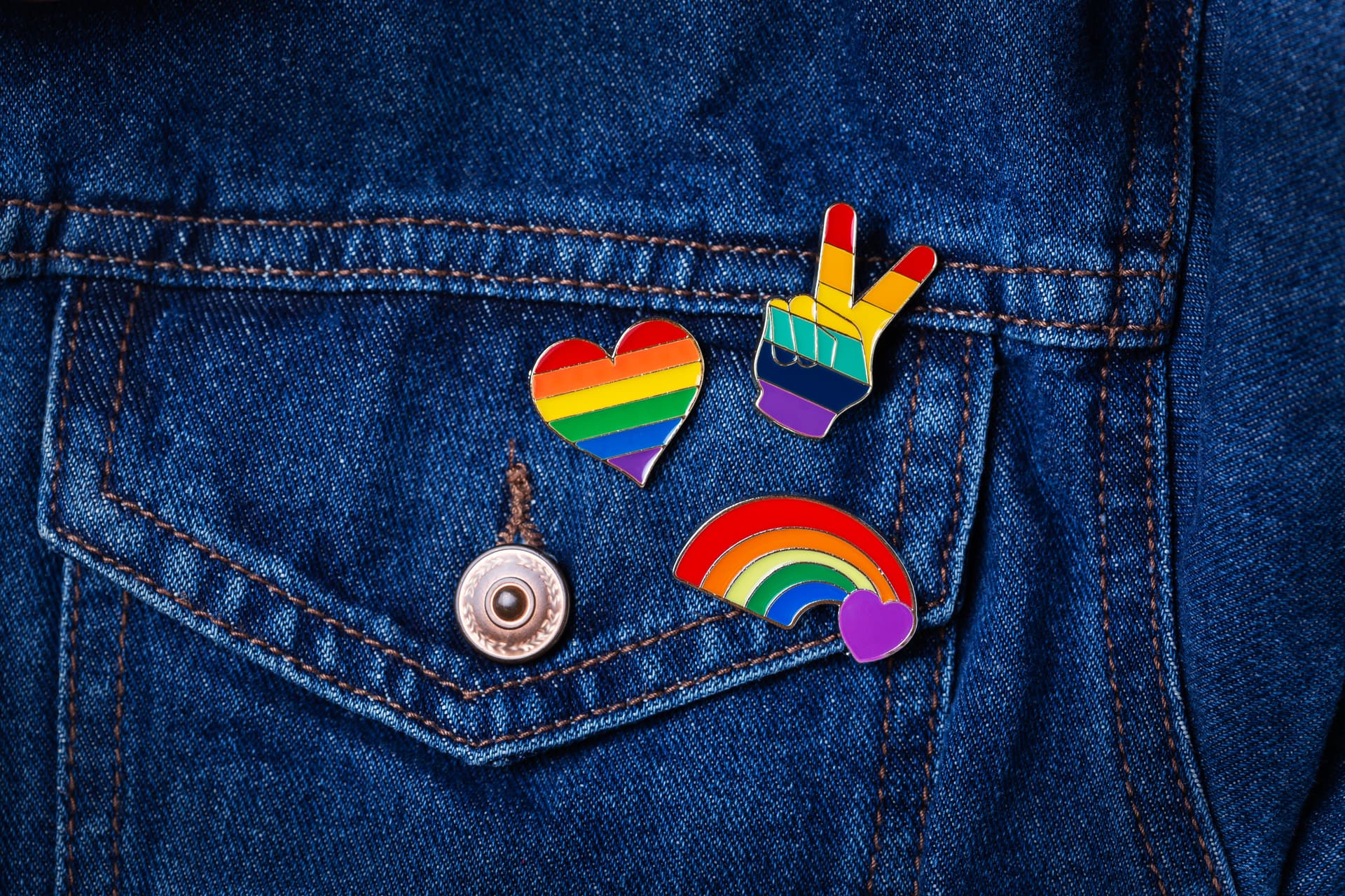 Custom Lapel Pins for Non-Profit Organizations: Boosting Awareness and Fundraising Efforts