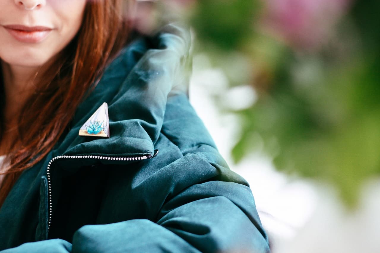 Utilizing Custom Lapel Pins for Non-Profit Organizations: Fundraising and Awareness Campaigns